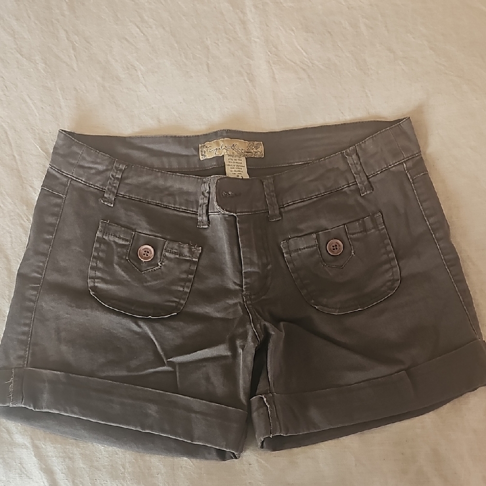 Angel Kiss Women's Olive Green Cargo Shorts